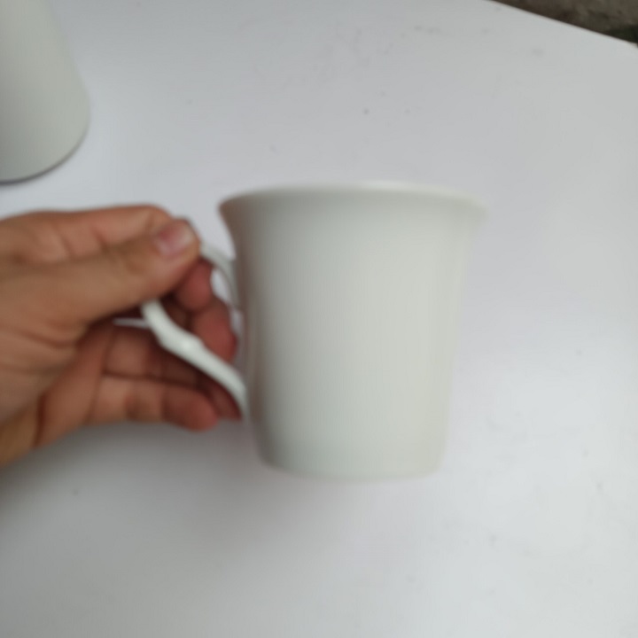 Cốc Sứ Miệng Loe Trắng Hàng Cao Cấp Dung Tích 250 ml
