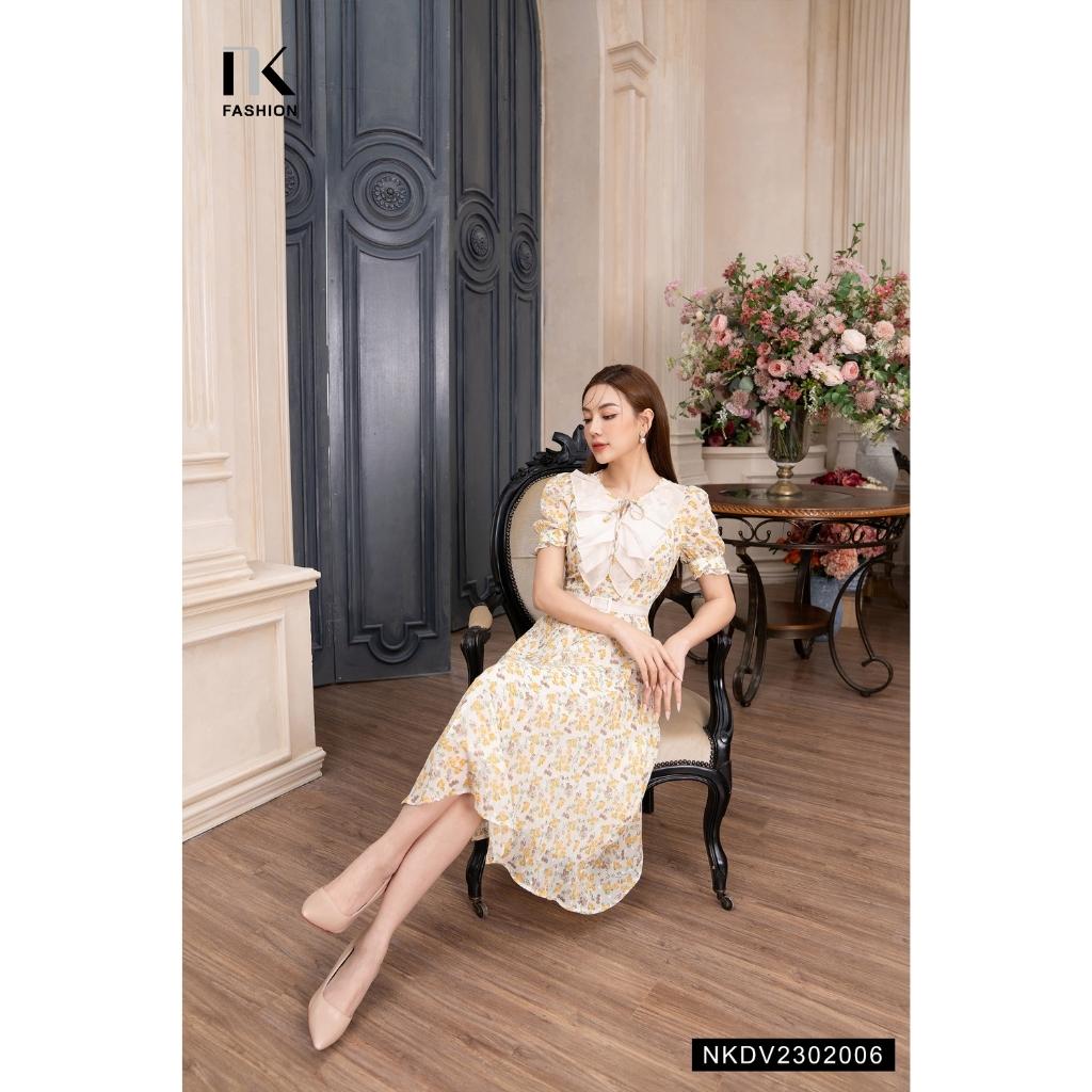 Đầm Hoa NK FASHION Thiết Kế Đai Bọc Cổ Phối Bèo Điệu Đà Thanh Lịch Chất Vải Nhập Hàn Cao Cấp NKDV2302006