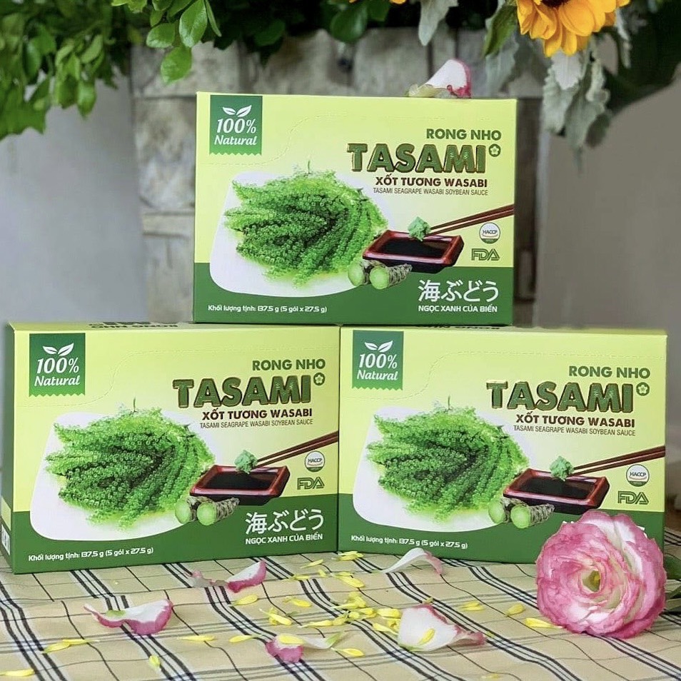 Rong Nho Tách Nước Tasami Kèm Xốt Tương Wasabi - Hộp 137,5g (27,5g x 5 gói)