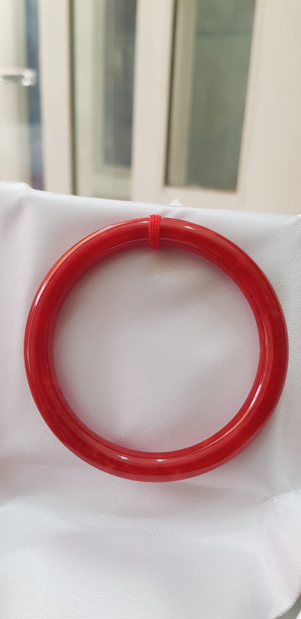 Vòng Tay Phong Thủy mới Đá Cẩm Thạch Đỏ Đẹp Sao 55mm x cọng 7mm màu đỏ đậm tươi bóng đẹp nữ mệnh hỏa mệnh thổ 54kg - 65kg đeo hợp đẹp ạ