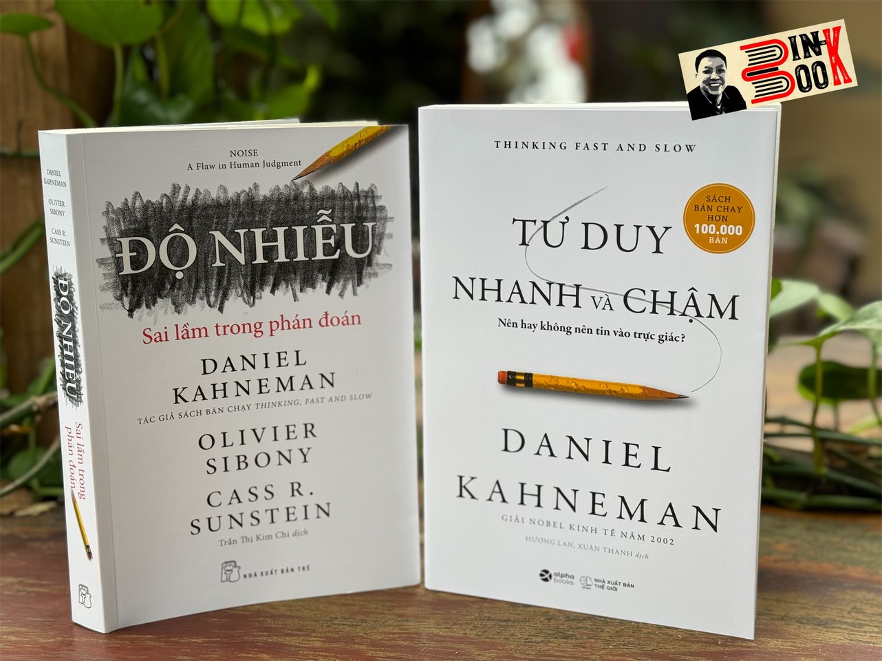 (combo 2 cuốn Top best seller tác giả  Nobel Kinh Tế 2002 Daniel Kahneman - ĐỘ NHIỄU: SAI LẦM TRONG PHÁN ĐOÁN và TƯ DUY NHANH và CHẬM