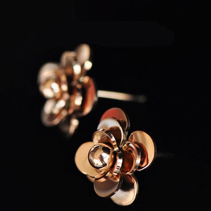 Bông tai titan hoa trà