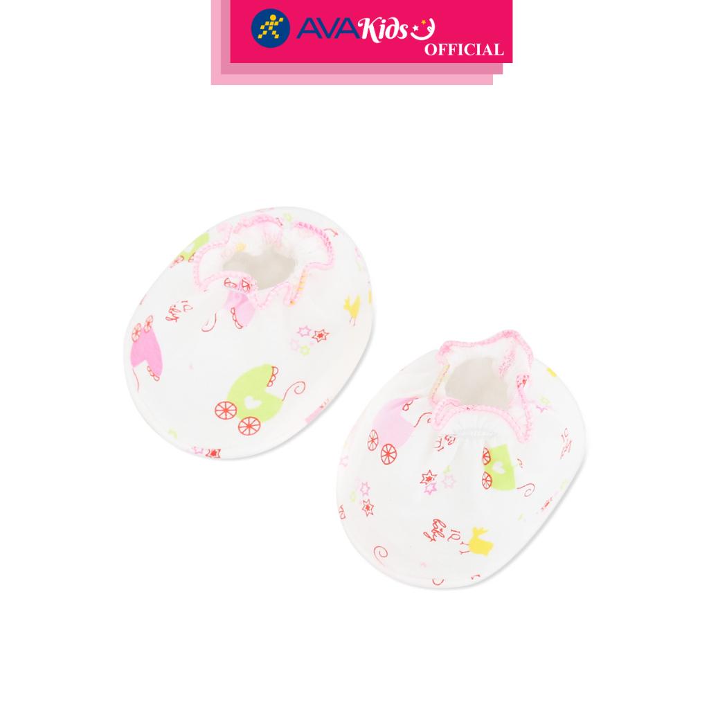 Bộ bao tay, bao chân in xe nôi IQ Baby màu trắng (0 - 3 tháng) - Hàng Chính Hãng