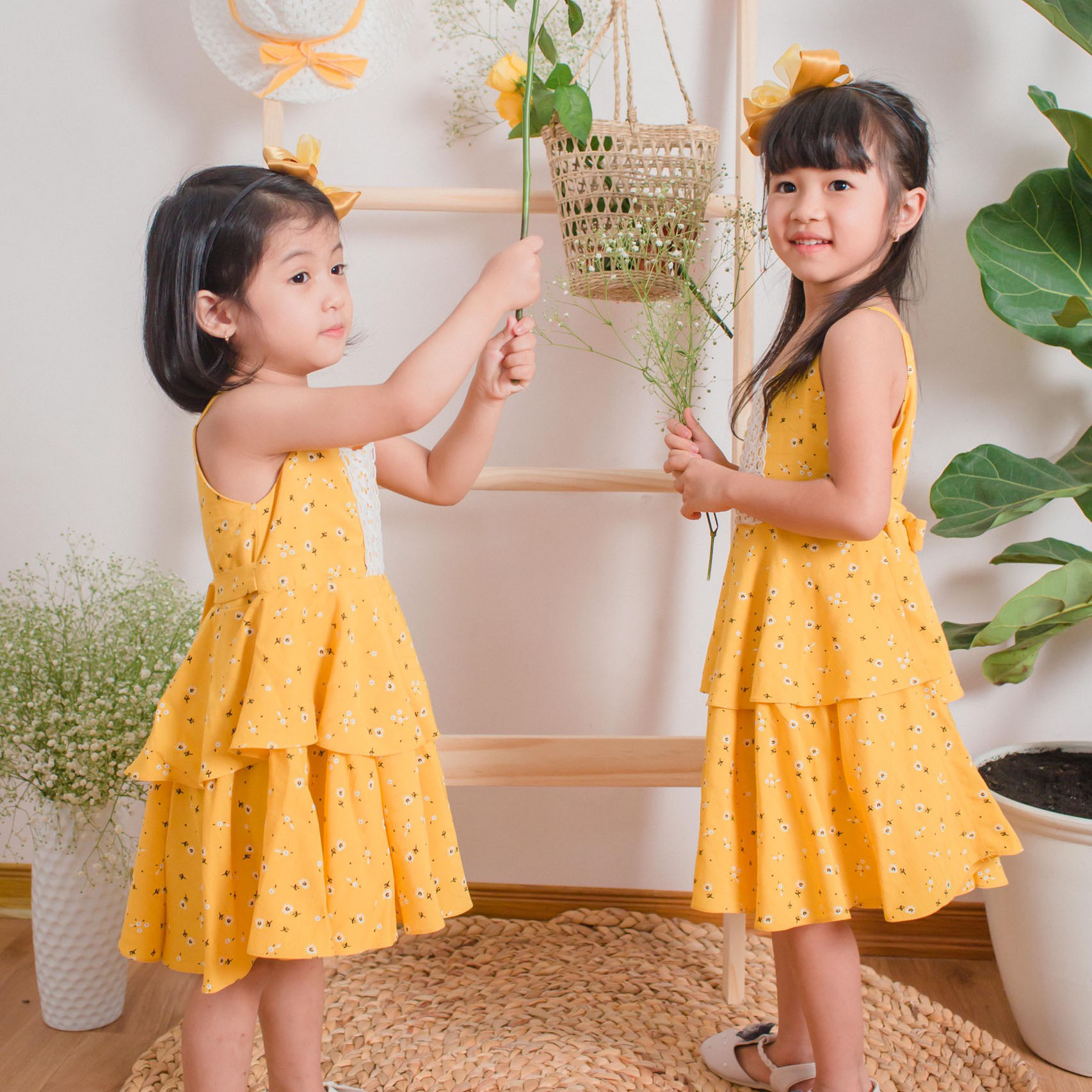 Đầm Lụa Hoa 2 Dây Thoáng Mát Dành Cho Bé Từ 1 Đến 6 Tuổi