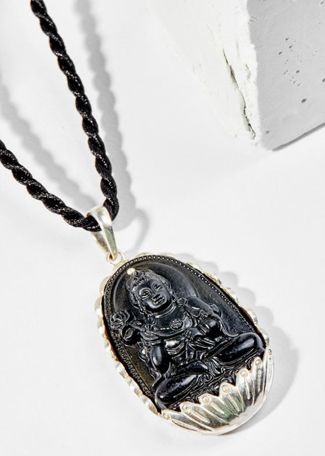 Mặt Dây Chuyền Phong Thủy Đá Obsidian Phật Bản Mệnh Tuổi Ngọ Đại Thế Chí Bồ Tát Bọc Bạc Ngọc Quý Gemstones