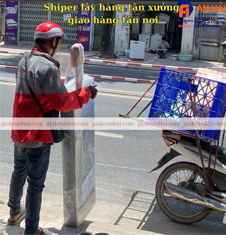 KỆ V LỖ CÀI đa năng không dùng ốc vít