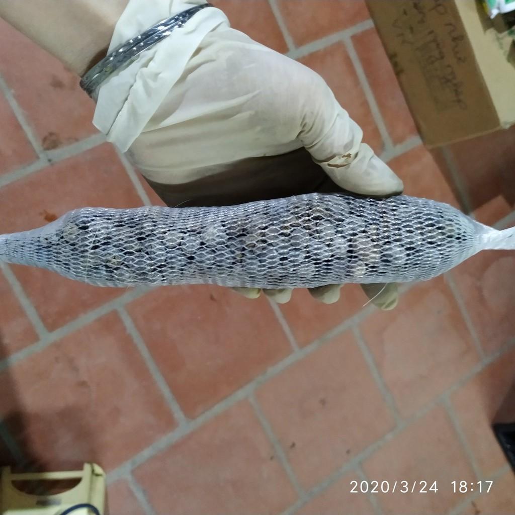1 túi lưới phân dê bón cho hoa lan