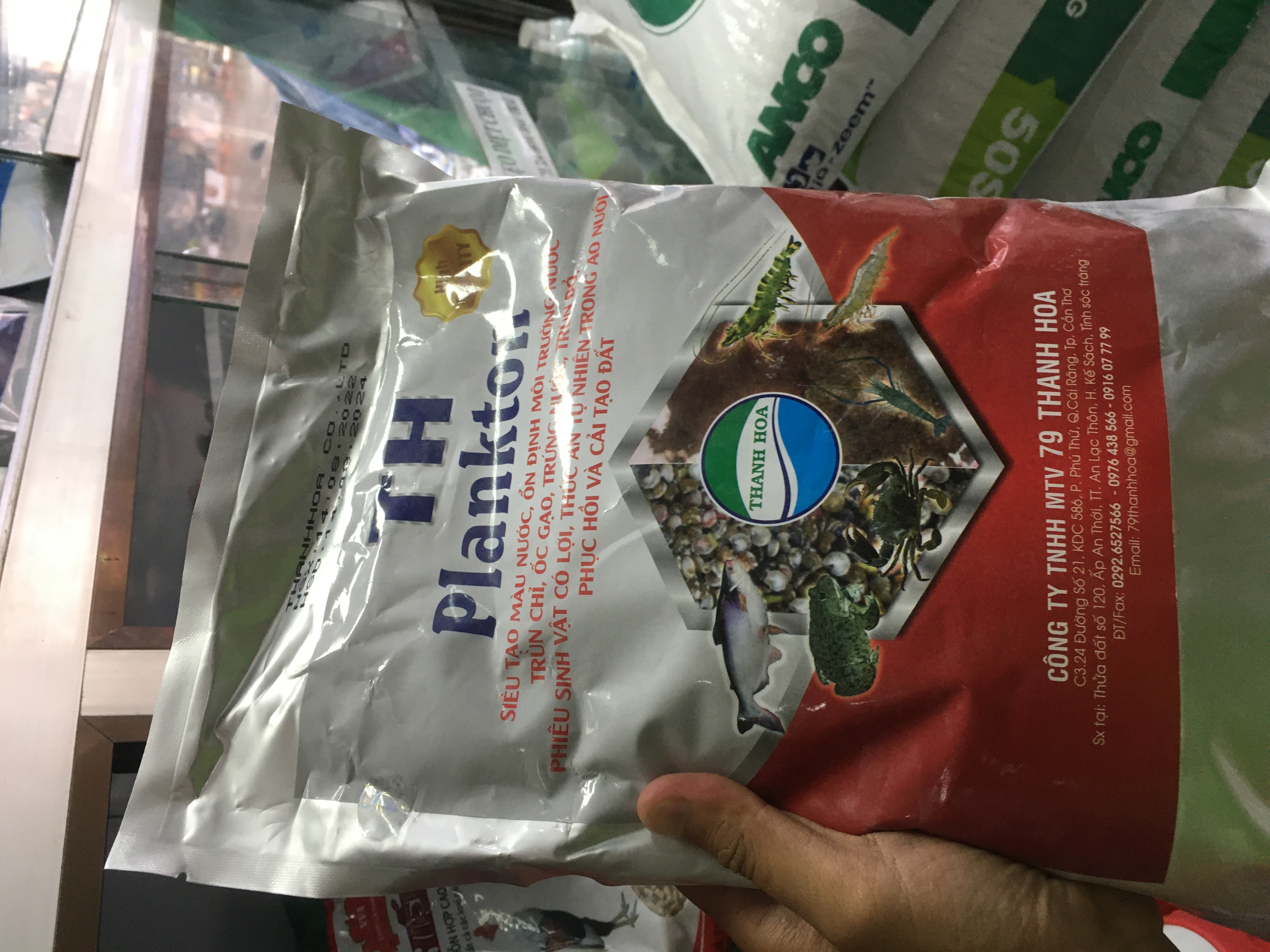 TH plankton siêu tạo màu nước , trùng chỉ , ốc gạo , trứng nước , thức ăn tự nhiên cải tạo đất cho ao nuôi tôm cá thuỷ hải sản thanh hoa