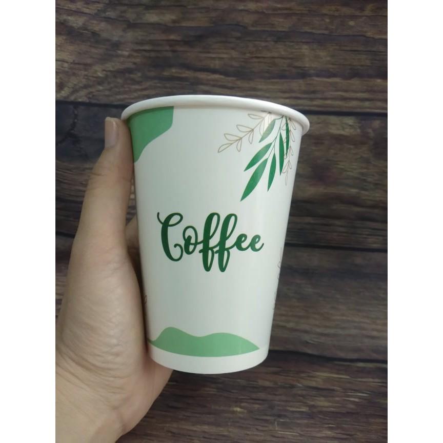 Combo 50 Ly Giấy 360 ML Kèm Nắp Đậy Chịu Được Nhiệt Nóng Và Lạnh - Miệng 8.2 Cm x Đáy 5.7 Cm x Cao 10.5 Cm