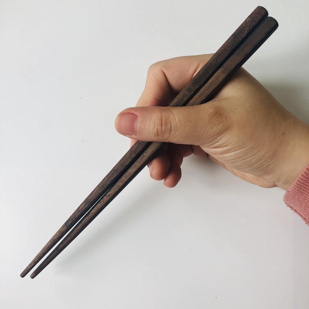 ĐŨA ÓC CHÓ 23cm, Đũa Ăn Cơm, Đũa Gỗ Tự Nhiên, Làm Thủ Công, Phụ Kiện Nhà Bếp Của Craft Closet