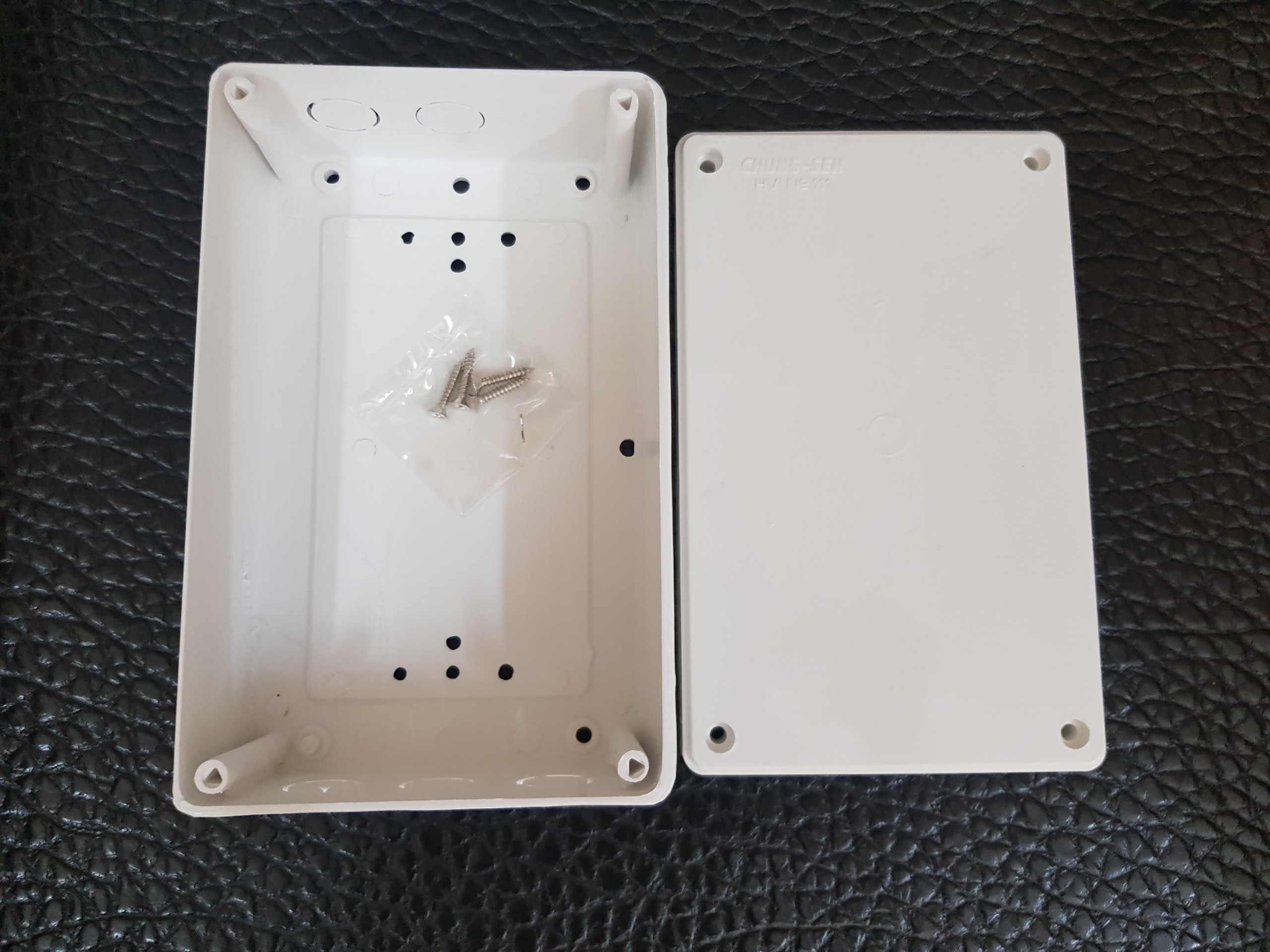 Hộp nhựa thi công mạch điện 200x120x75mm