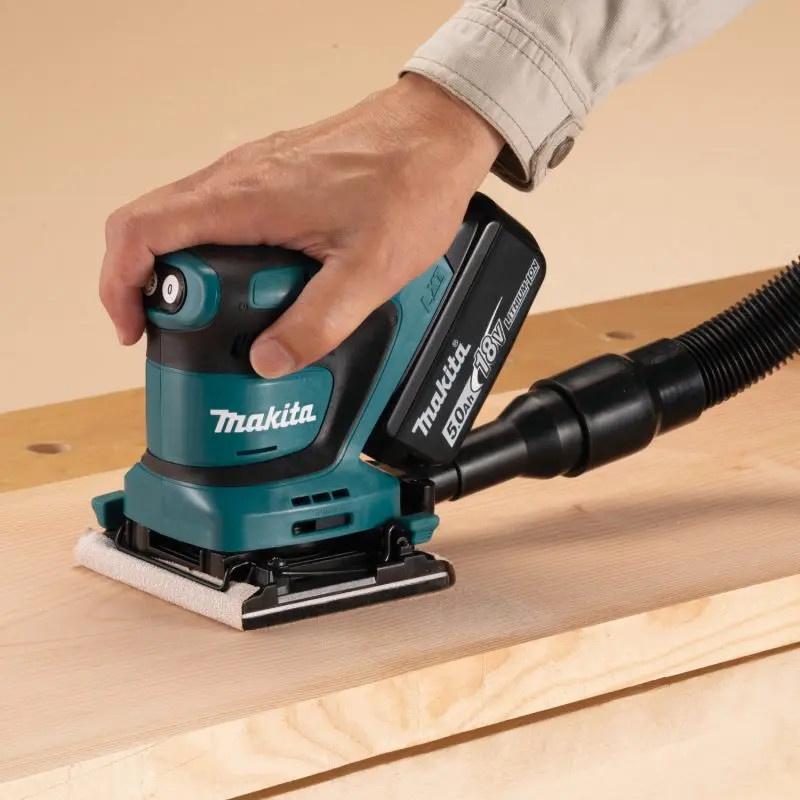 Máy chà nhám rung dùng pin 18V Makita DBO480Z | DCSG