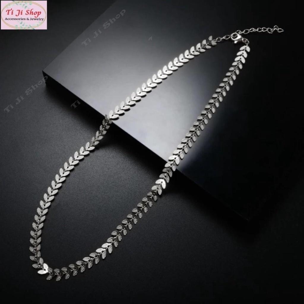 Dây chuyền nữ Titan hình lá nguyệt quế sang trọng, không đen