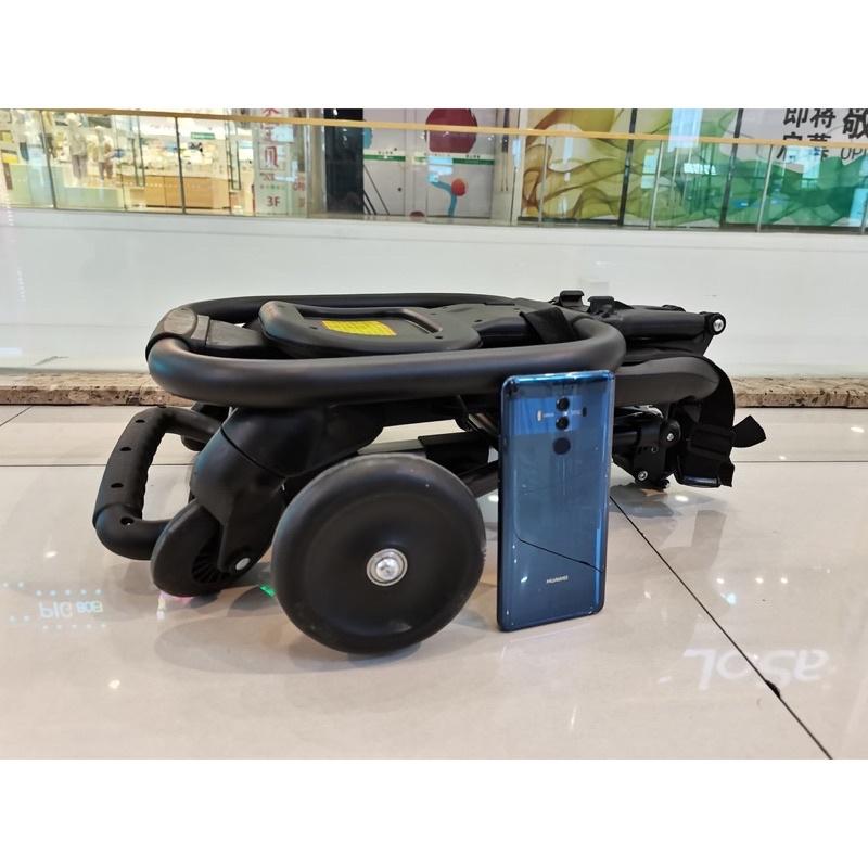 Xe đẩy cho bé , Xe đẩy gấp gọn em bé đi du lịch, xoay 2 chiều tặng kèm đệm lót .