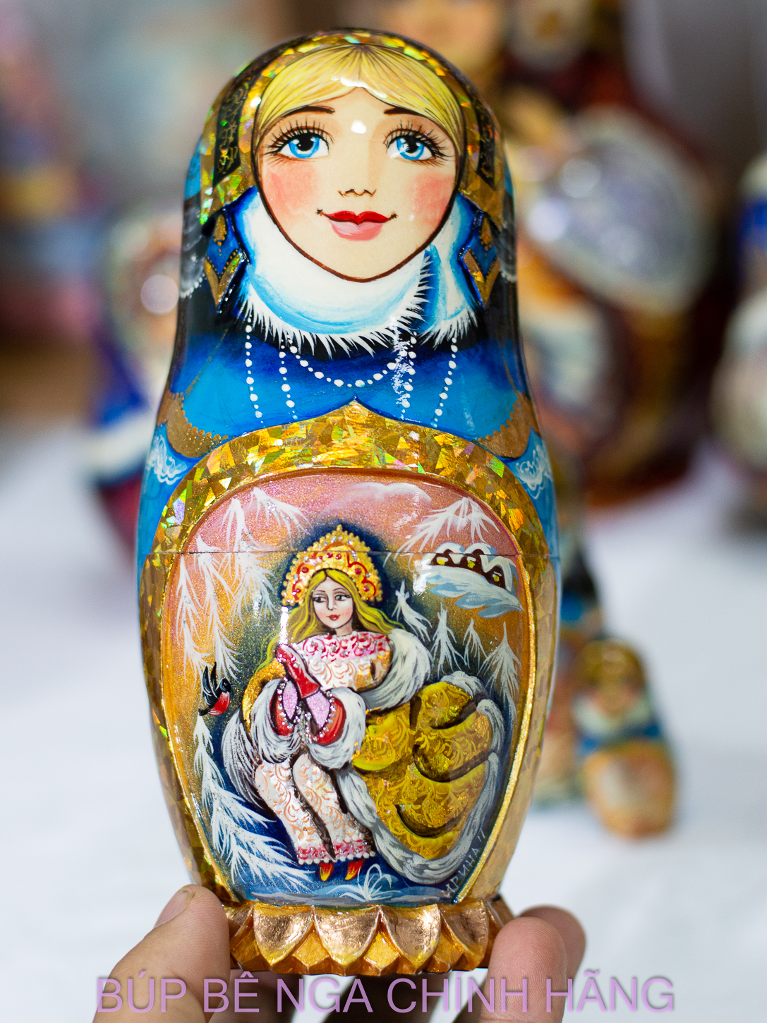 BỘ BÚP BÊ NGA MATRYOSHKA CAO CẤP 5 LỚP 20CM ĐIÊU KHẮC CHẠM NỔI HOA VĂN "CÔNG CHÚA MÙA ĐÔNG" CỰC ĐẸP VÀ SANG TRỌNG