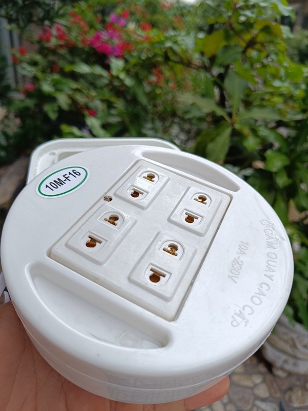 Ổ Cắm Điện Quay Tròn 10M Siêu Bền 1500W