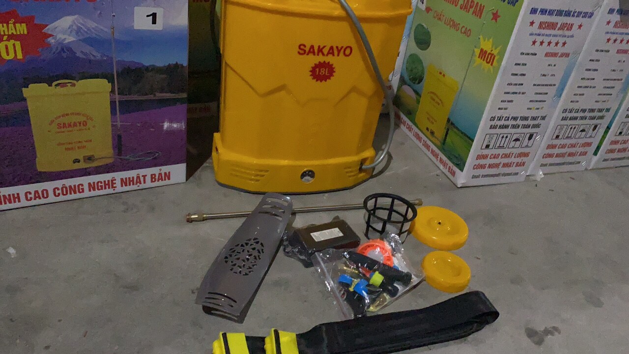 Bình bơm tưới nước động cơ điện BMC 18L Super