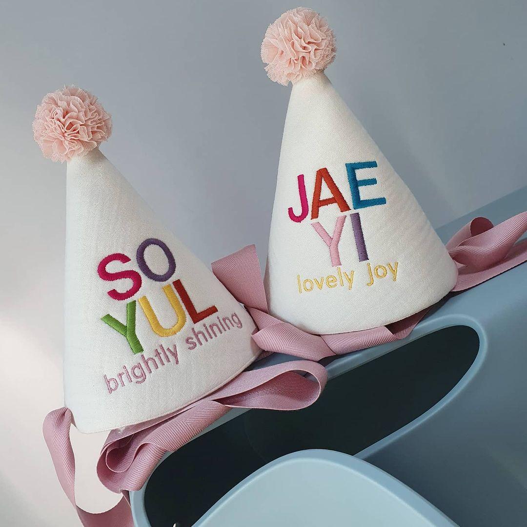 Bé Nón Sinh Nhật Bé Trai Bé Gái Hoàng Tử Công Chúa Chất Liệu Vải Mềm Mại Đảng Mũ Stitchwork Trang Phục Mũ Đợi Đầu Đa Năng Nhiều Màu Sắc Đạo Cụ Trang Trí