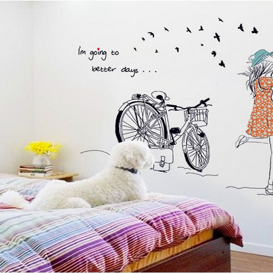 decal dán tường cô gái áo vàng quay lưng