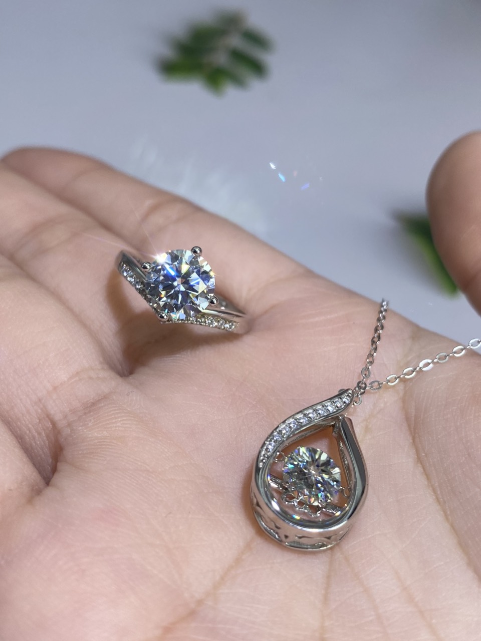 Bộ trang sức Bạc 925 xi Kim viên chủ Kim Cương nhân tạo Moissanite hạt 1.0 carat - S10.102.238