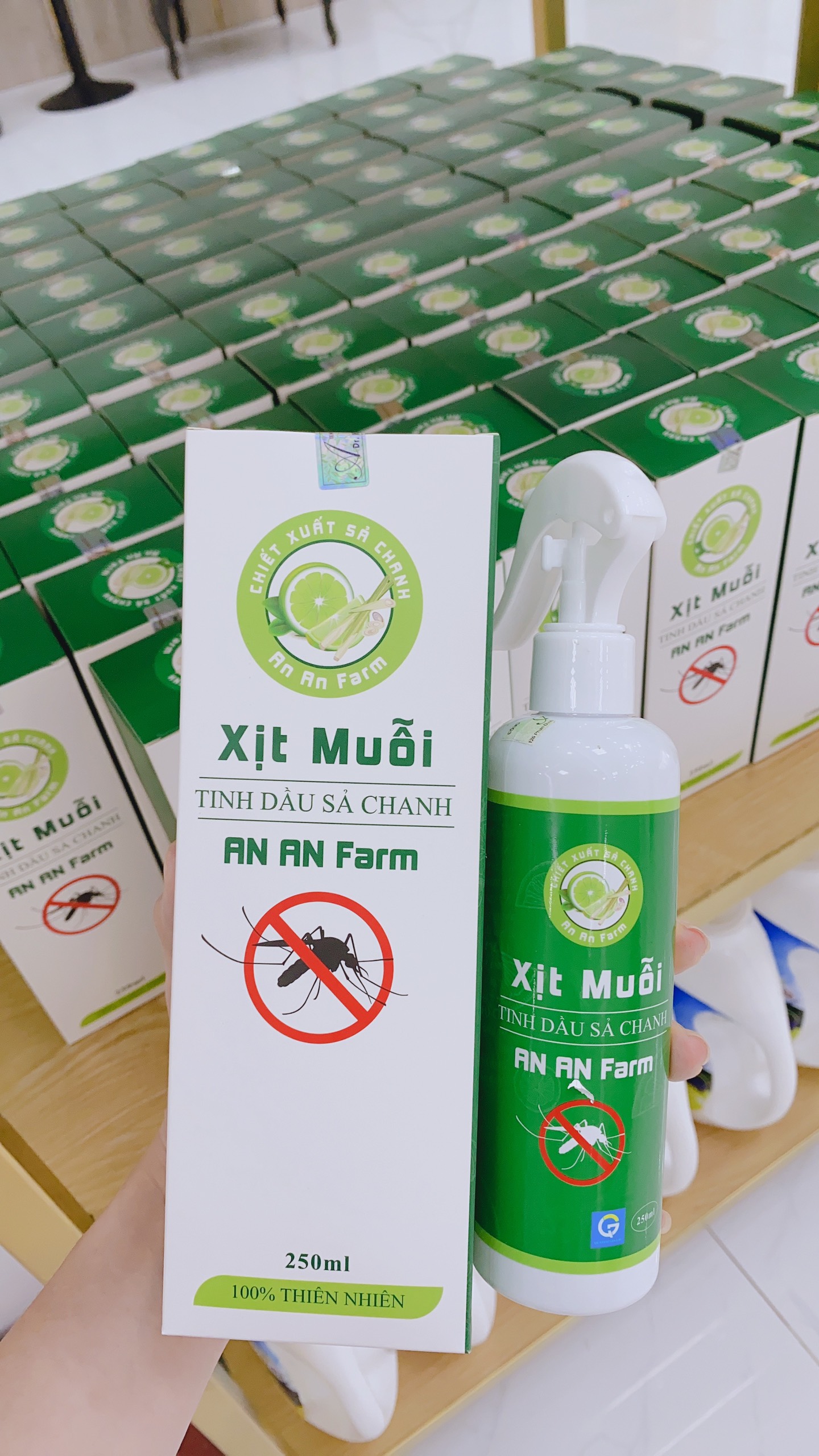 Xịt đuổi muỗi sả chanh An An