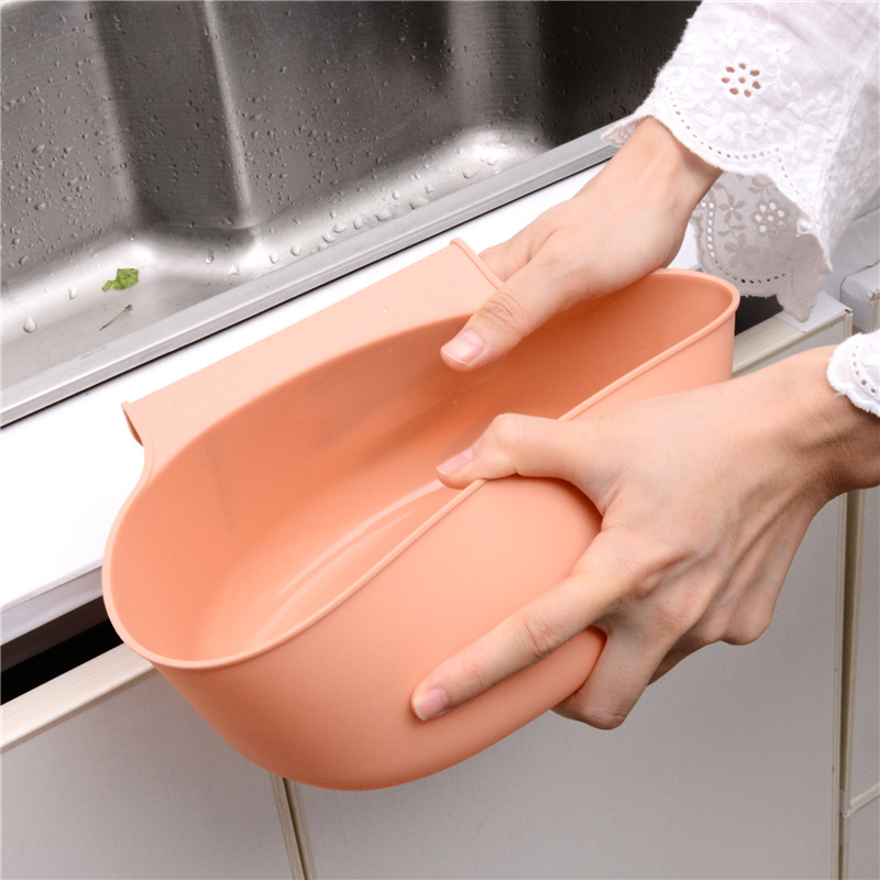 Giỏ đựng rác tiện dụng treo cửa tủ - màu ngẫu nhiên