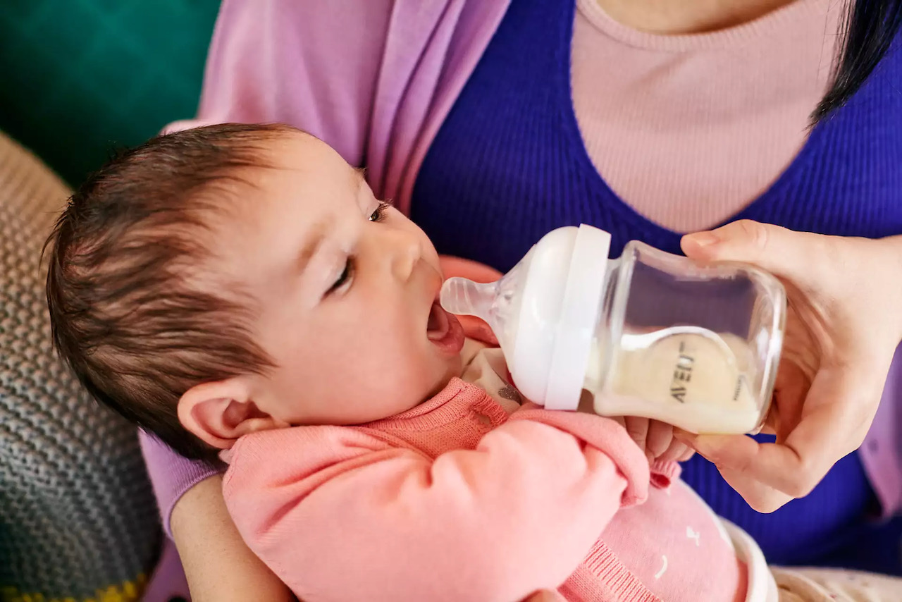 Bình sữa thuỷ tinh Philips AVENT 120ml - hộp đơn