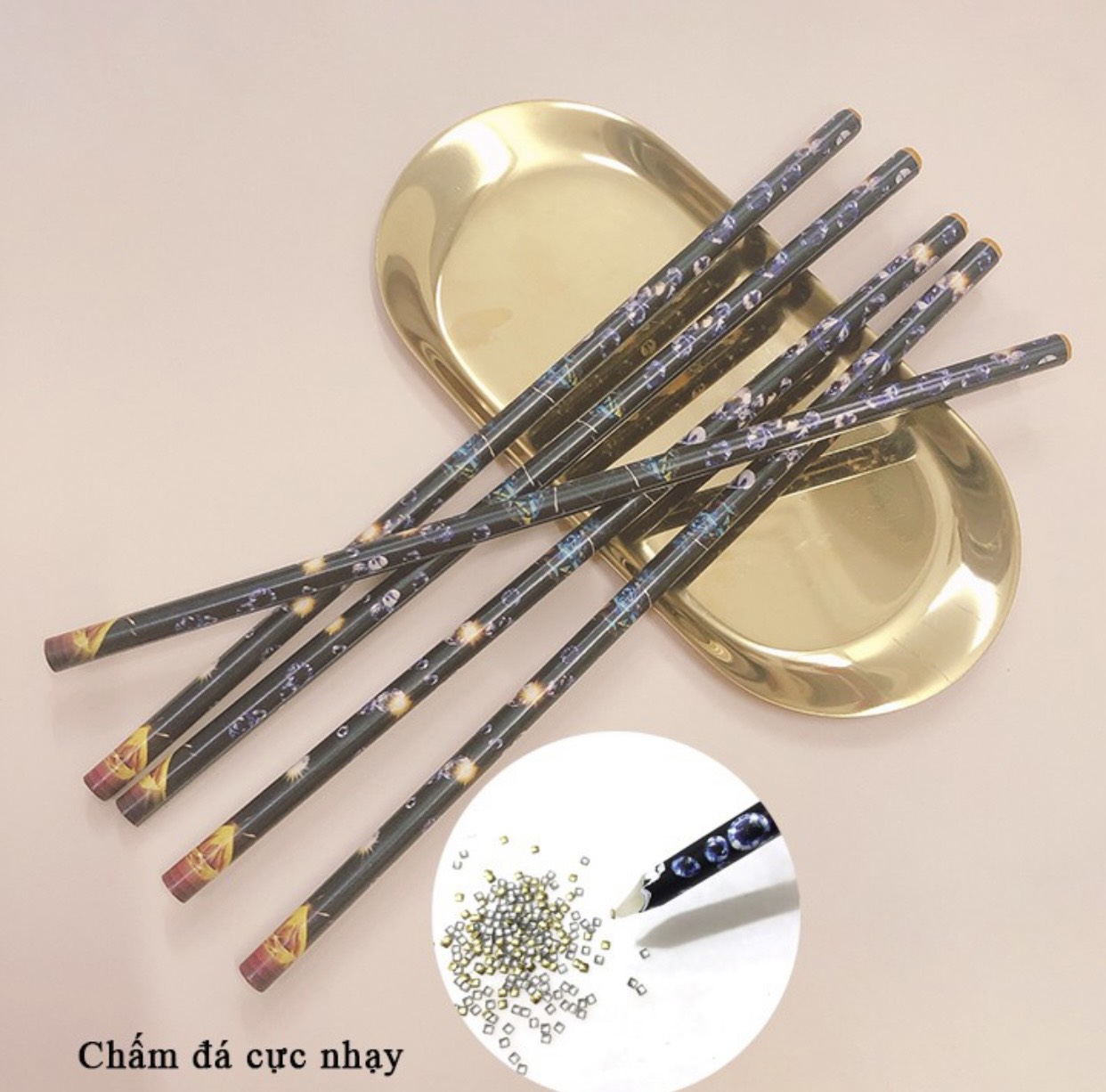 Bút chấm đá nail