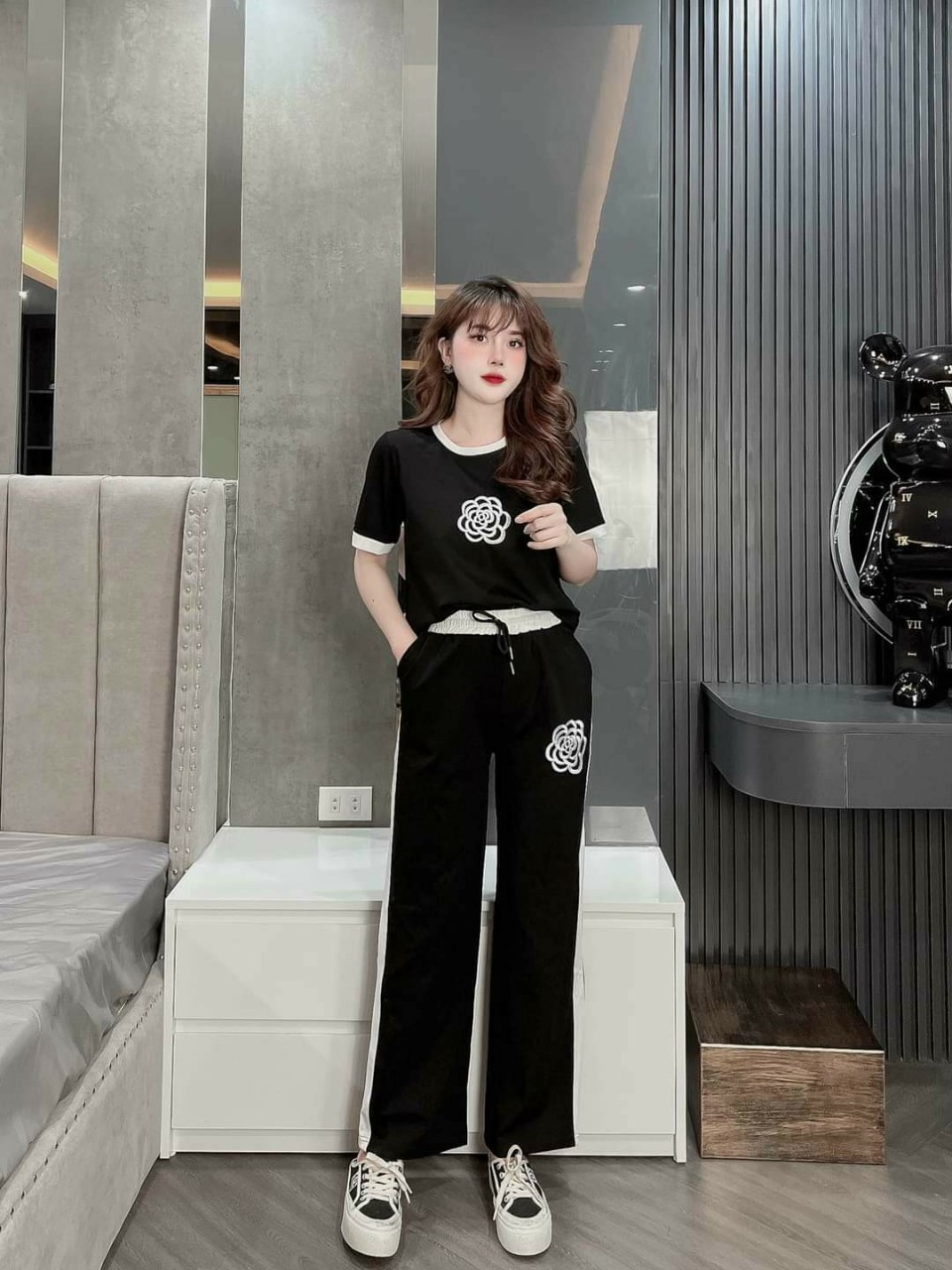 Đồ bộ thun form rộng quần ống suông thêu hoa cao cấp
