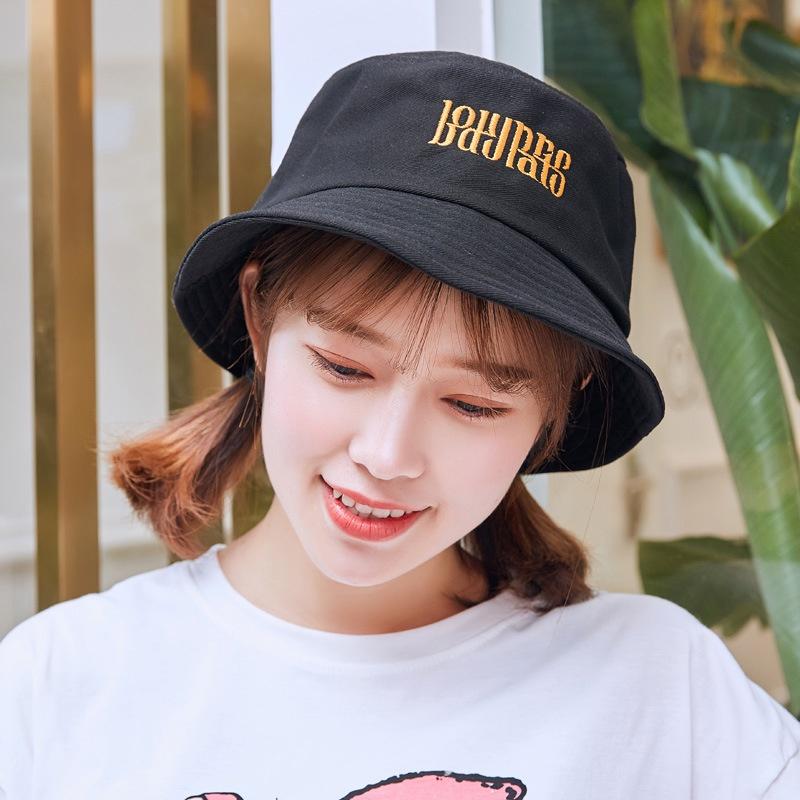 Mũ bucket ulzzang chữ thái in nổi hot trend dày dặn form chuẩn