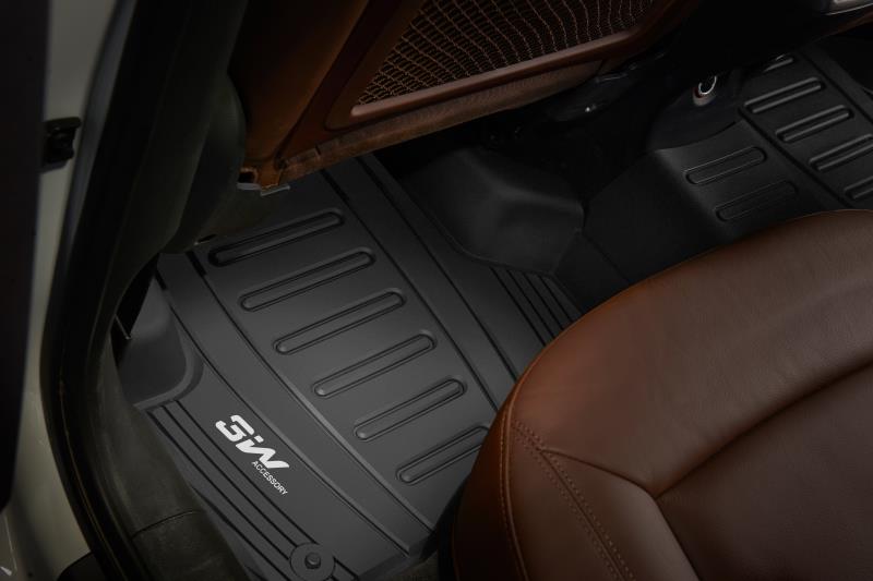 Thảm lót sàn Audi new Q3 2018, đến nay Nhãn hiệu Macsim 3W chất liệu nhựa TPE đúc khuôn cao cấp/màu đen