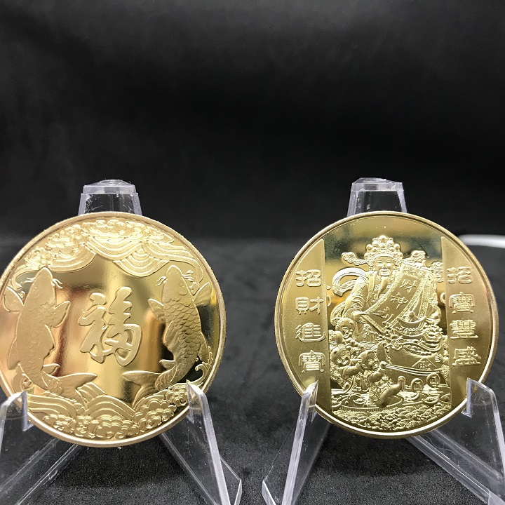 Xu Thần Tài màu vàng Cá Chép, dùng để trang trí nhà cửa, xỏ lỗ đeo dây hoặc bỏ vào túi mang theo - SP002379