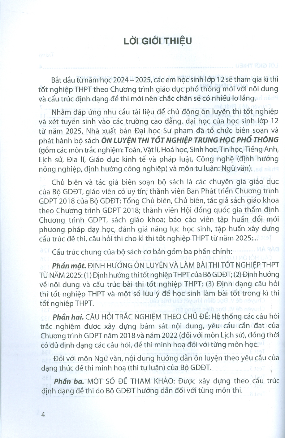 Ôn Luyện Trắc Nghiệm Thi Tốt Nghiệp Trung Học Phổ Thông (năm 2025) Môn Tiếng Anh - Cao Thị Thu Giang chủ biên, Bùi Thuỳ Anh, Lê Thị Kim Anh, Nguyễn Thị Nhàn, Bùi Thị Bích Thuỷ…