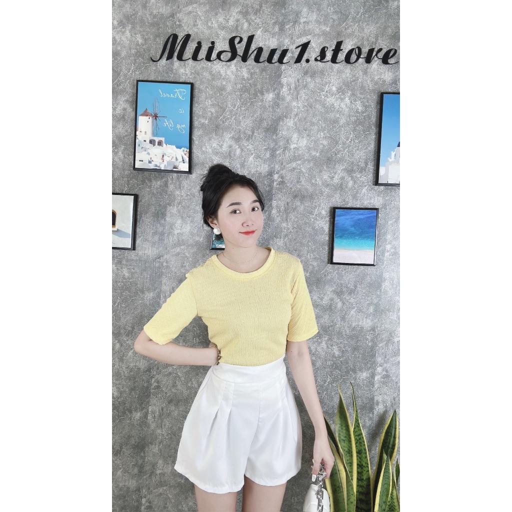 Set áo thun croptop phối quần short trắng năng động cá tính