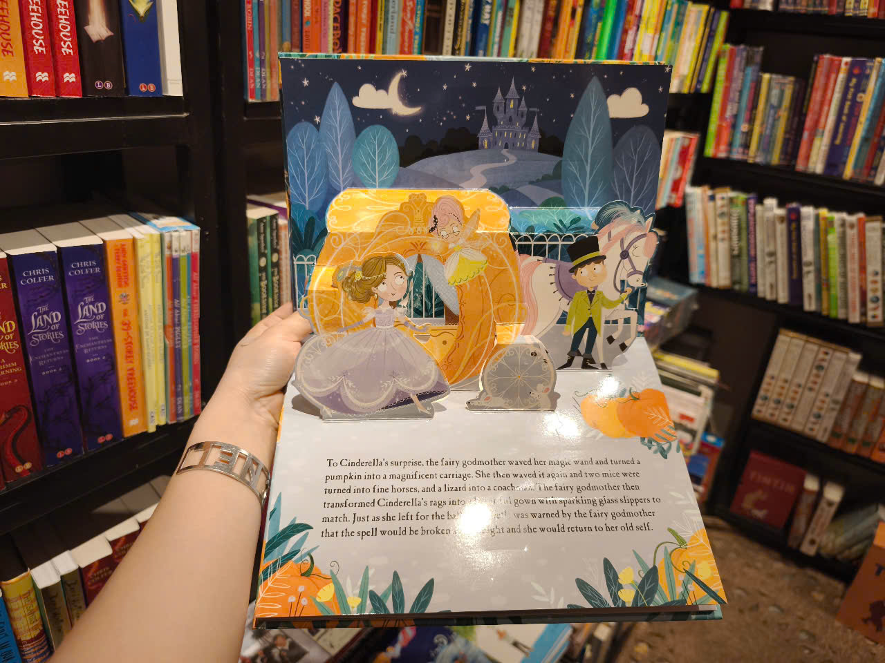 Sách - Cinderella (Fairy Tale Pop-Up Book) by Samara Hardy - Children's Books In English
