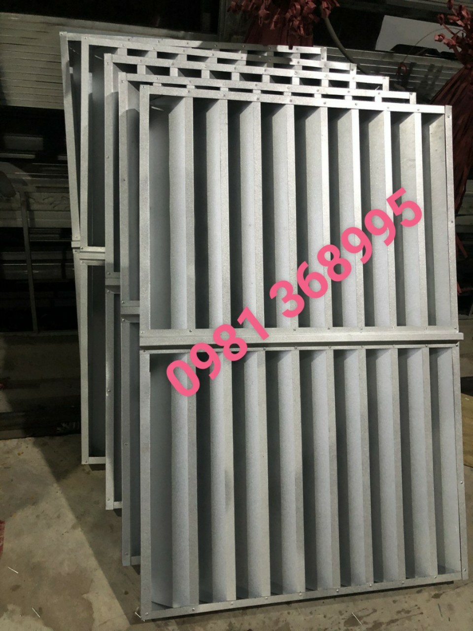 Lam Gió Tôn Lạnh - Độ Dày Lam Gió 0.45mm - Đặt Hàng 2-5 Ngày Có Hàng