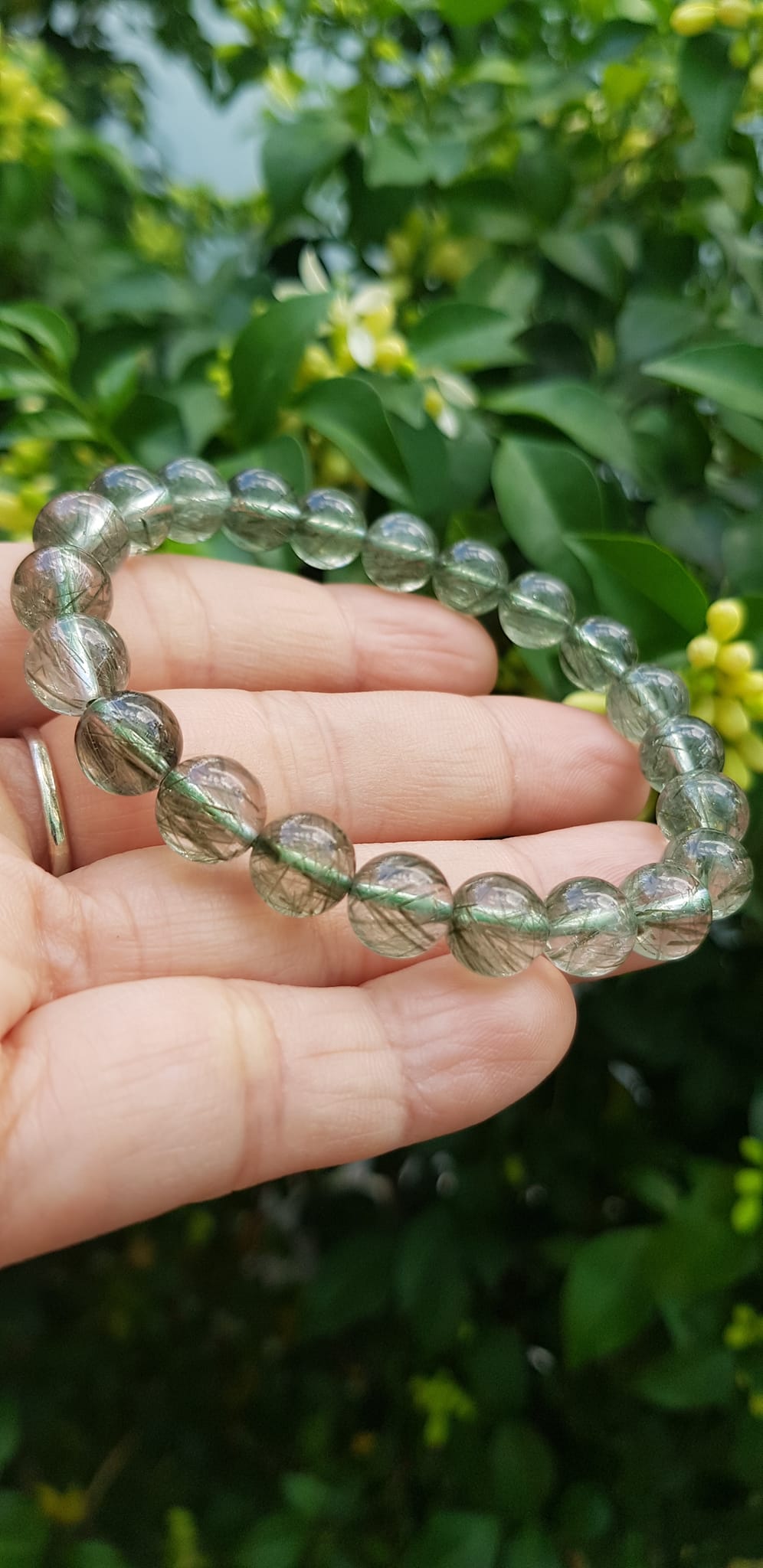 Vòng thạch anh tóc xanh tự nhiên trong bóng nhuyễn mượt đẹp Size vòng 8mm Nữ mệnh Thủy Mộc hỏa đeo ạ