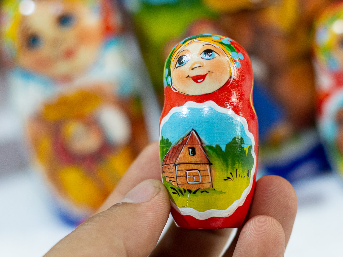 BỘ BÚP BÊ NGA MATRYOSHKA 7 LỚP 22CM HOA VĂN "MISA VÀ GẤU NÂU" RẤT ĐẸP VÀ DỄ THƯƠNG