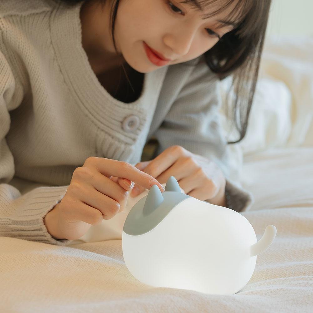Đèn ngủ dễ thương ánh sáng ấm