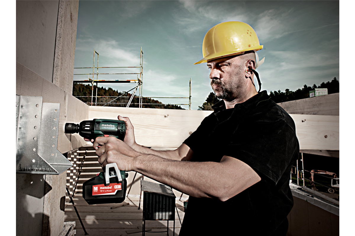 Máy Siết Bu Lông Bắt Vít Dùng Pin Metabo SSW 18 LTX 400 BL