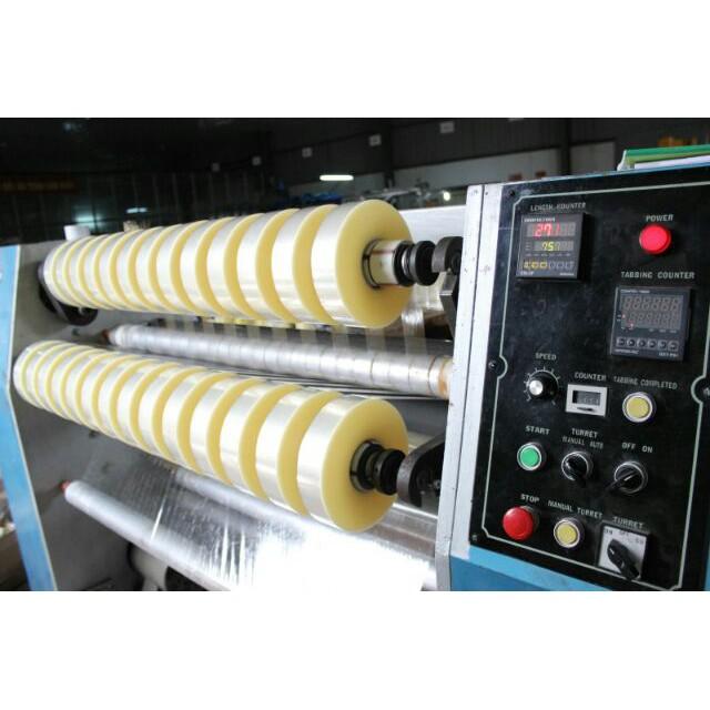 Băng dính đóng hàng 1kg lõi nhựa 4.4mm