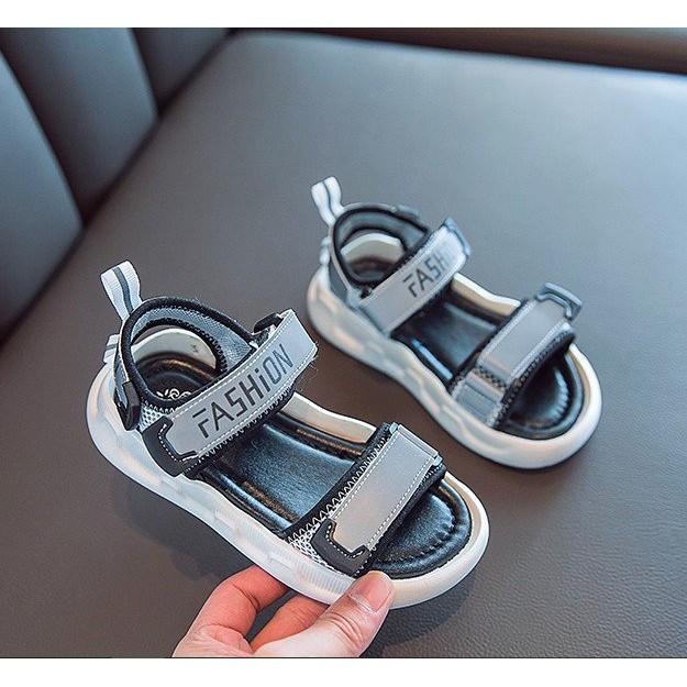 Sandal Bé Gái Sandal Bé Trai Dép Trẻ Em Siêu Đẹp Đi Nhẹ Êm Chân Thiết Kế Đơn Giản Phong Cách Hàn Quốc