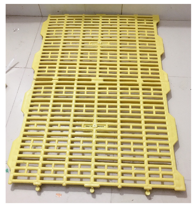 3 Tấm Nhựa Lót Sàn Chuồng Chó, Chuồng Heo, Mèo... Kích thước 40×55x3.5cm Có Thể Ghép Vào Nhau, Nhiều Màu - Tấm nhựa lót sàn đa năng Nhiều Màu!