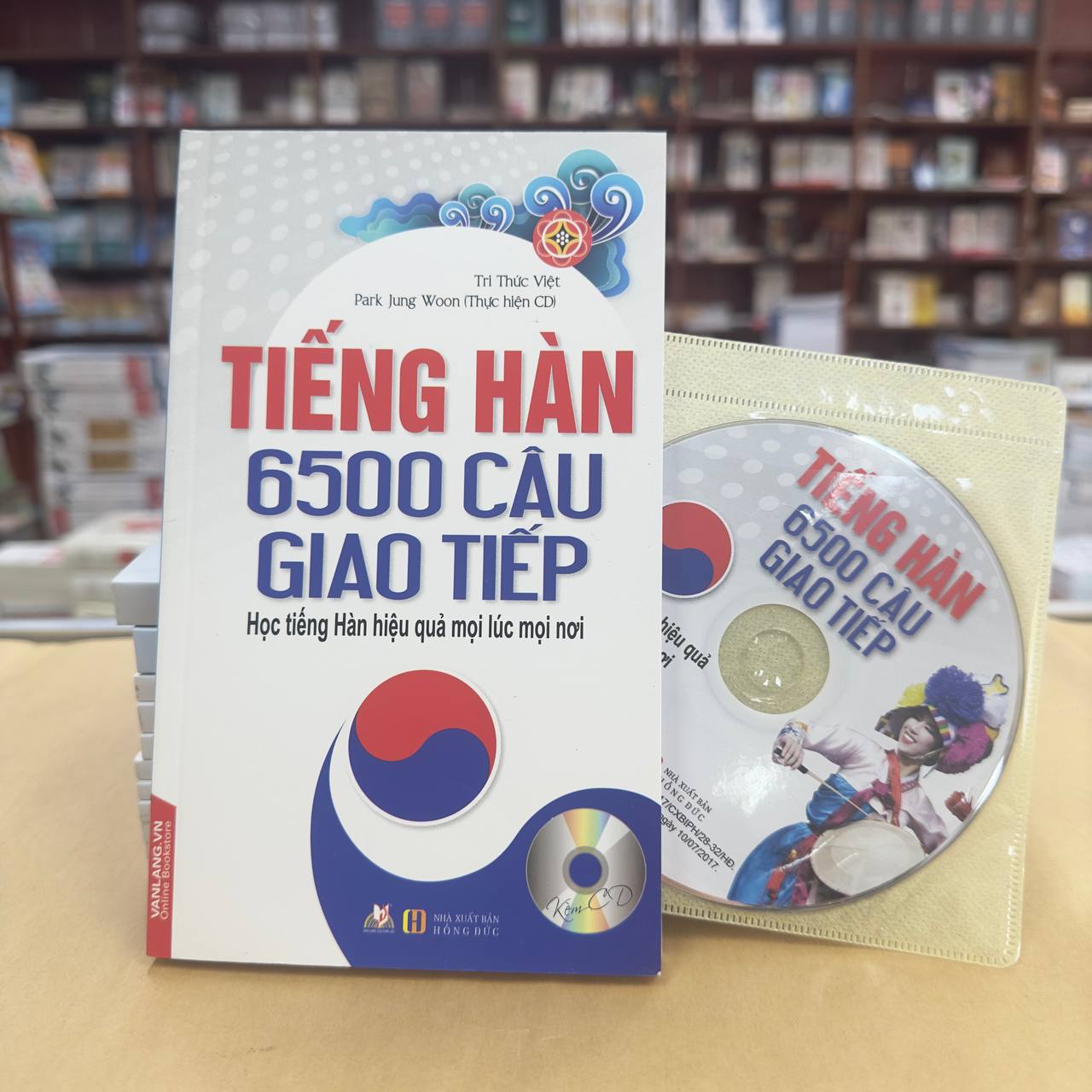 Sách Tiếng Hàn - 6500 Câu Giao Tiếp (Kèm CD)