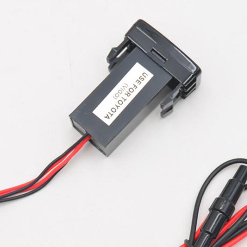 12V 5V Dual USB 2.1A Mp3 Charger Audio Socket Module For