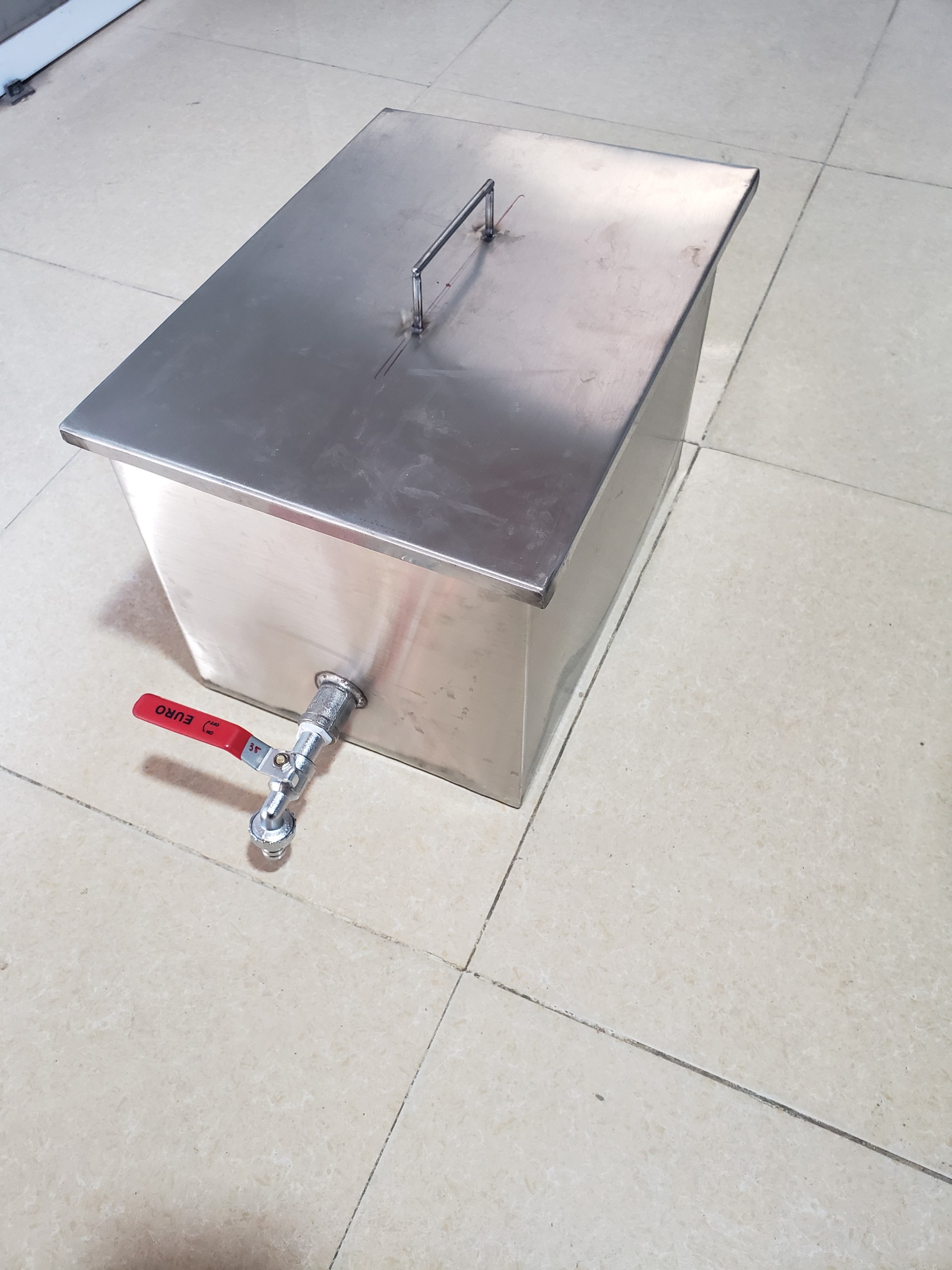 Bể nước inox 304 thể tích 20 lít