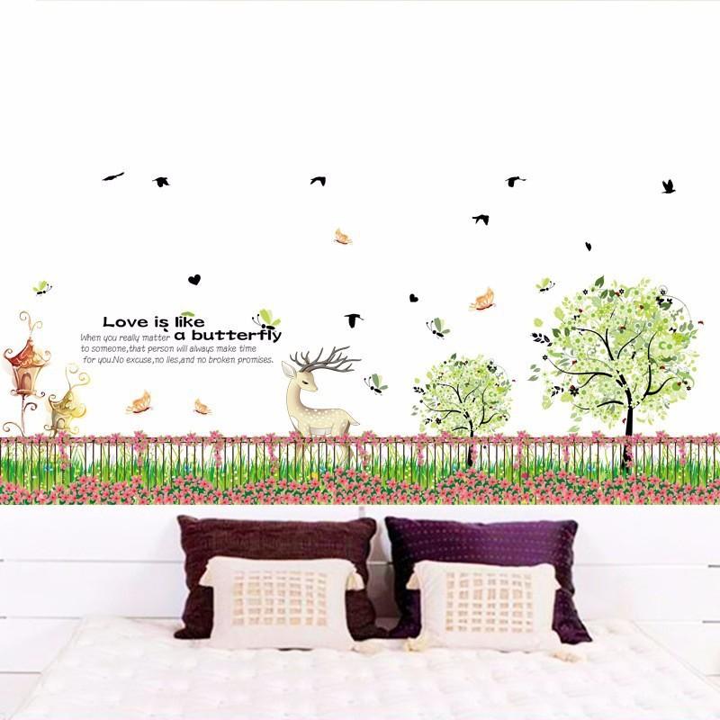 Decal dán tường cho bé hình hàng rào vườn hoa hươu sao