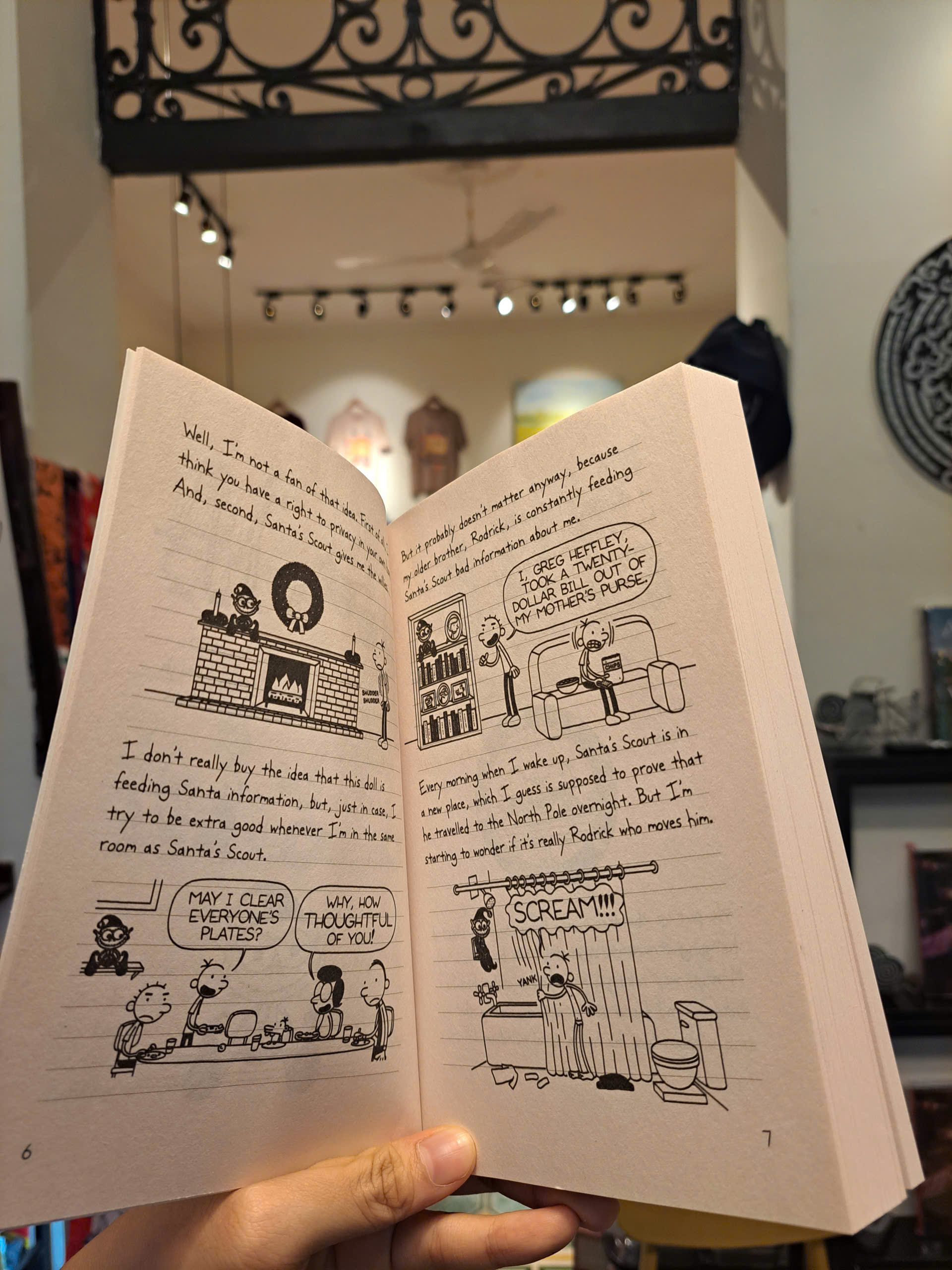 Sách - Diary of a Wimpy Kid #6: Cabin Fever - Jeff Kinney| Children Novel / Nhật ký chú bé nhút nhát