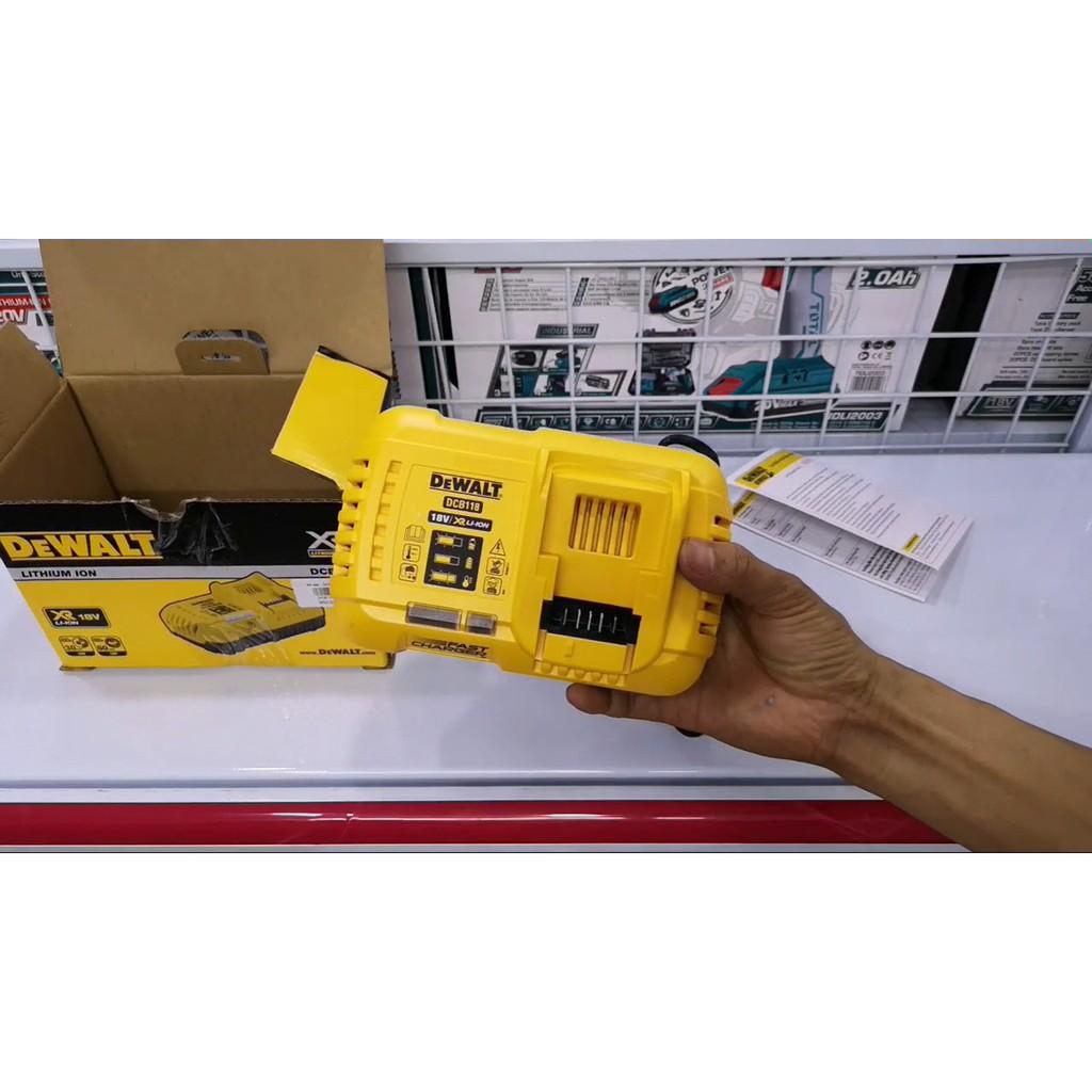 Đế sạc pin Dewalt DCB118