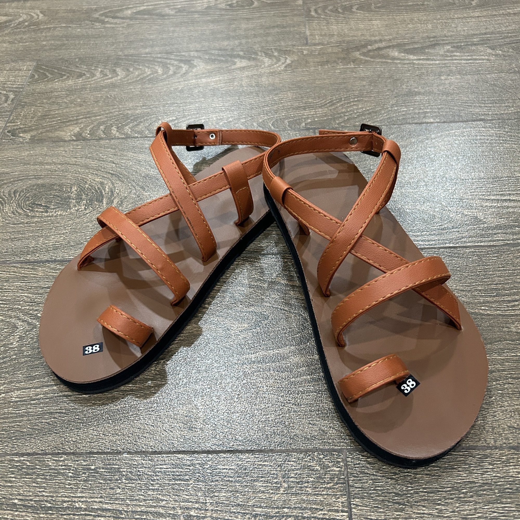 Giày sandal xỏ ngón quai chéo SD03 đi học, đi chơi, Da Pu LYNA Sandal